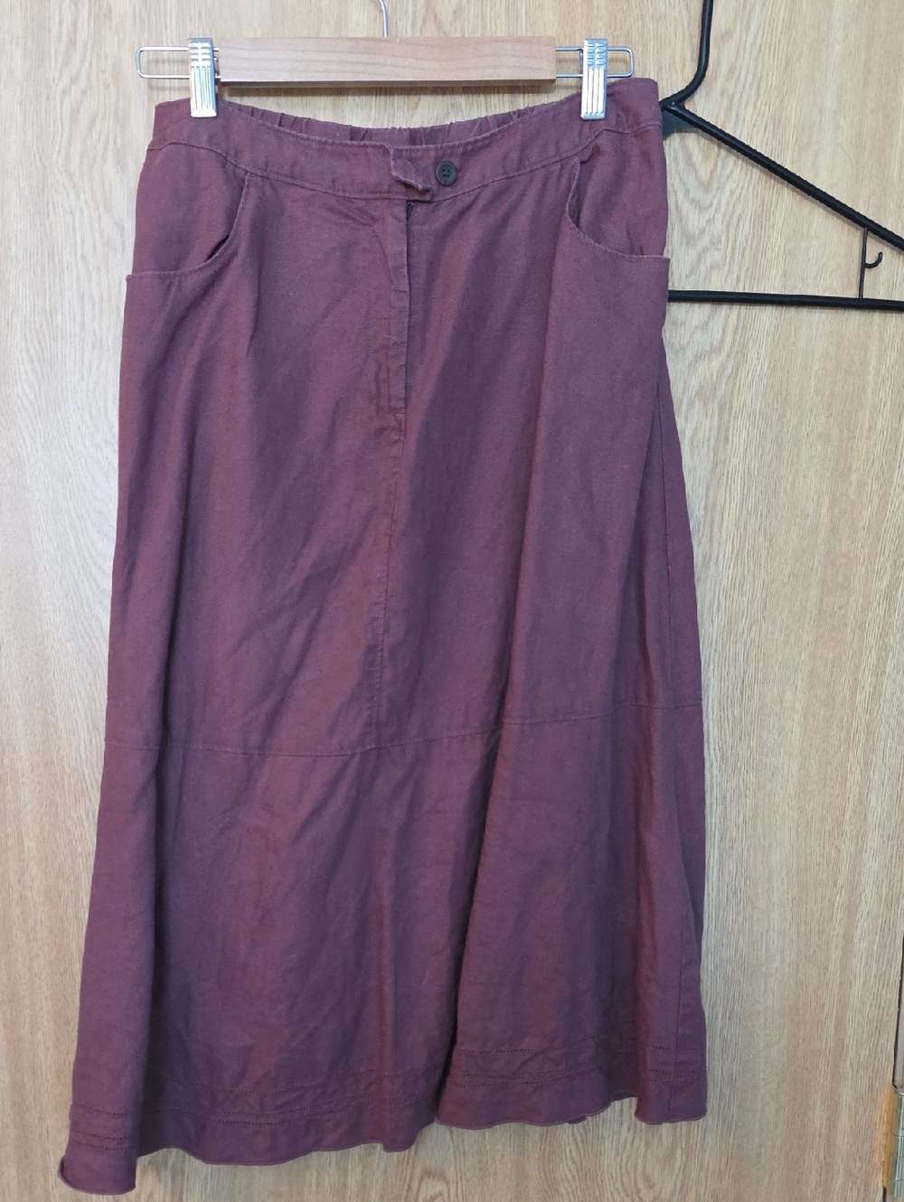 J. Jill Button-Front A-Line Midi Skirt in Plum- Color Is Truer To First Pic